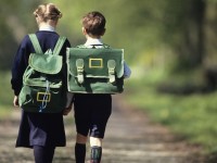 school-kids-walking